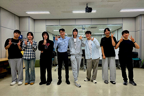 세치혀 활동 사진